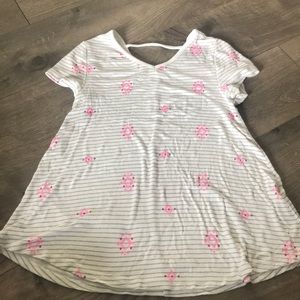 💜4/$10 3/$8 flowy striped geometric patterned top